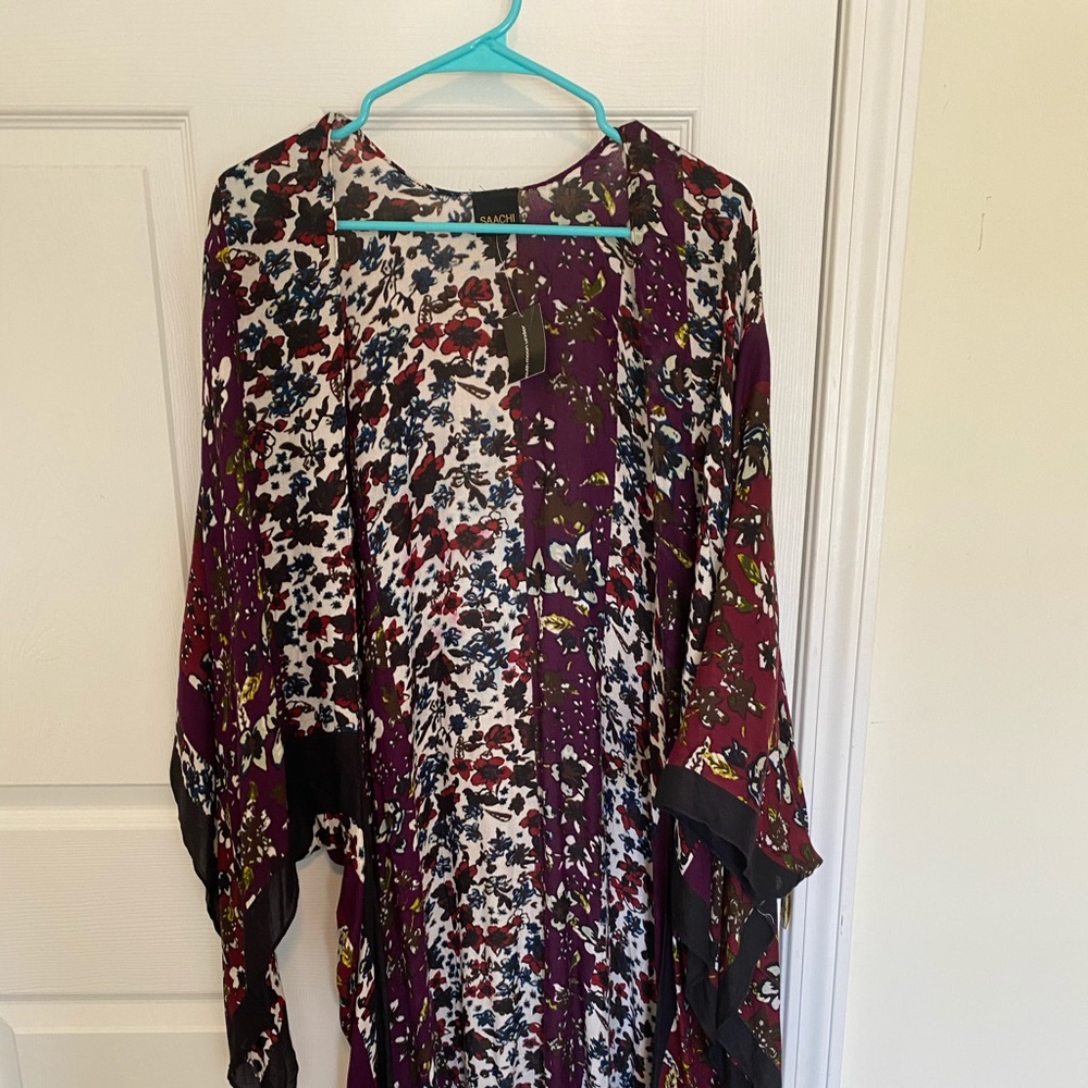 NWT South Moon Under Kimono 🌺